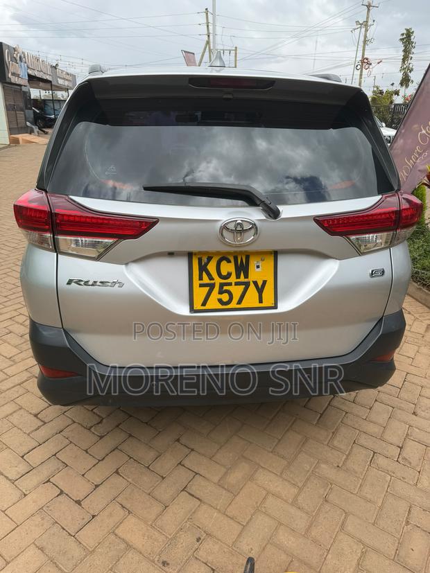Toyota Rush 1.5 RWD 2019 Silver