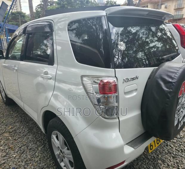 Toyota Rush 1.5 AWD 2009 White