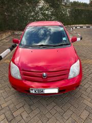 Toyota IST 2004 Red for sale