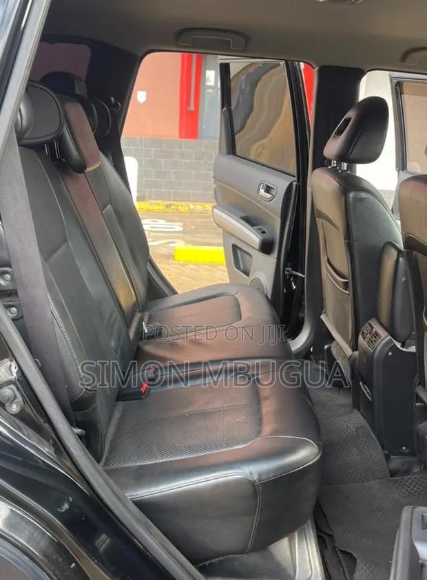 Nissan X-Trail 2012 Black