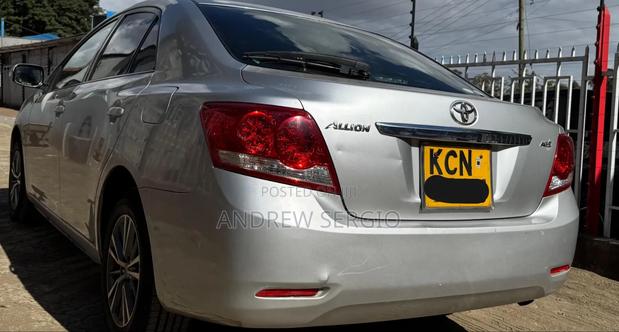 Toyota Allion 2012 Silver