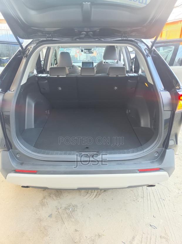 Toyota RAV4 2020 Black