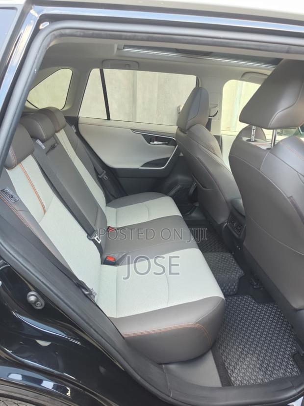 Toyota RAV4 2020 Black
