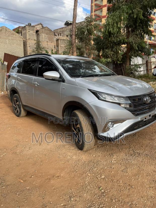 Toyota Rush 1.5 RWD 2019 Silver