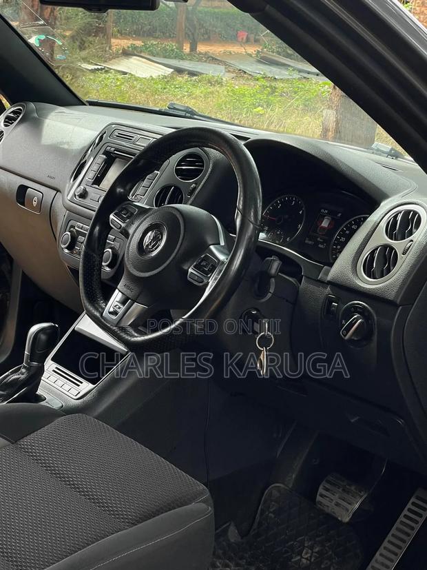 Volkswagen Tiguan 2015 Gray