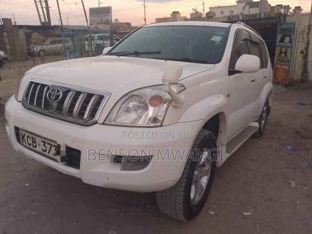 Toyota Land Cruiser Prado 2008 White