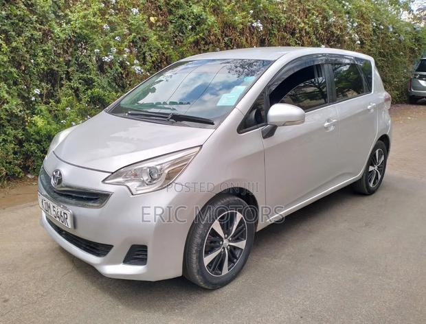 Toyota Ractis 2016 Silver