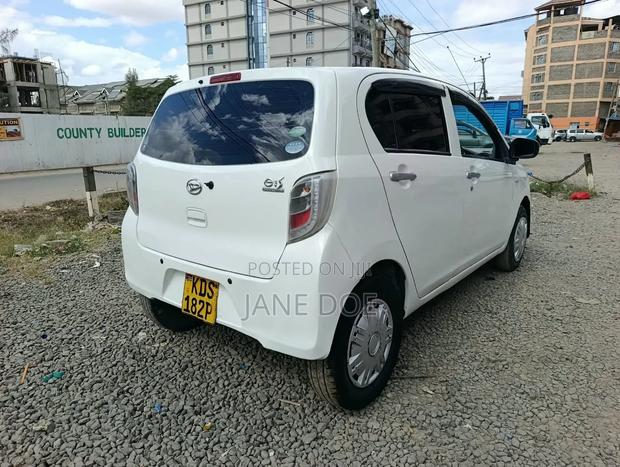 Daihatsu Mira 2017 White