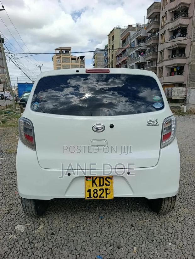 Daihatsu Mira 2017 White