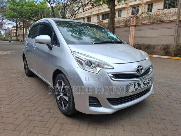 Toyota Ractis 1.5 FWD 2016 Silver