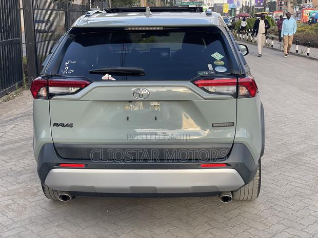 Toyota RAV4 Adventure 2019 Green