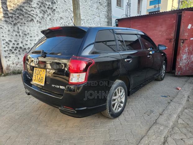 Toyota Corolla Fielder 2014 Black