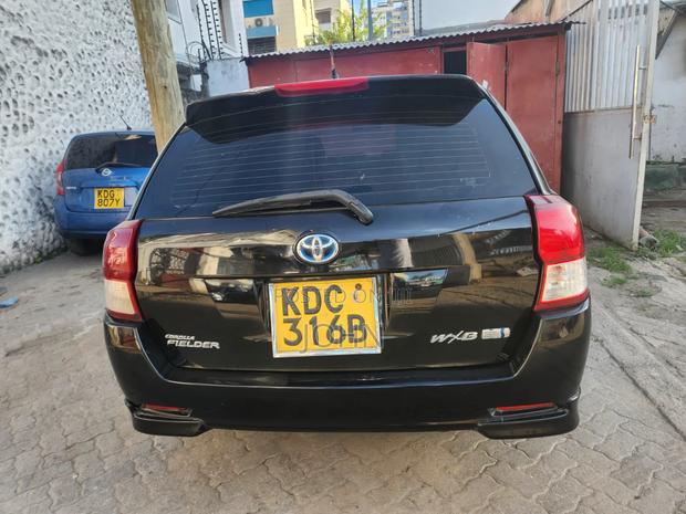 Toyota Corolla Fielder 2014 Black