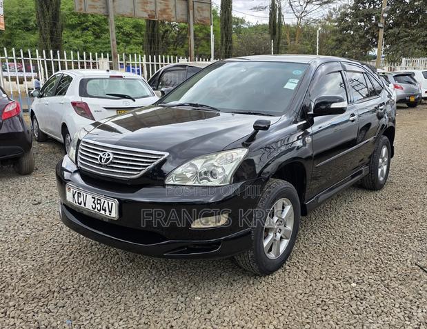 Toyota Harrier 2012
