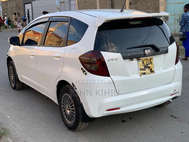 Honda Fit 2013 Pearl