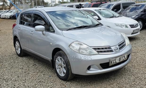 Nissan Tiida 2010 Gray