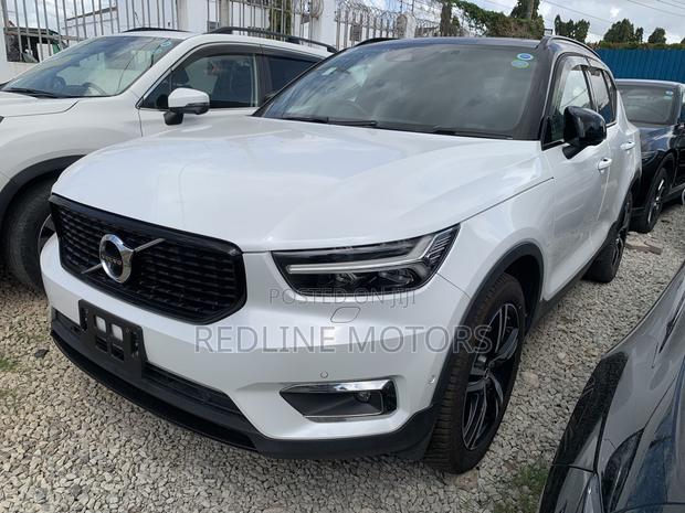 Volvo XC40 T3 Petrol FWD 2019 Pearl