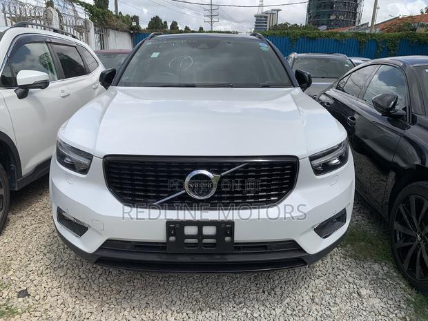 Volvo XC40 T3 Petrol FWD 2019 Pearl