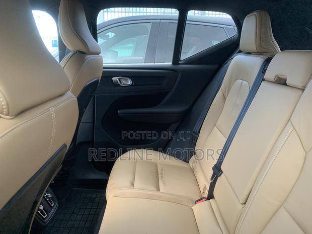 Volvo XC40 T5 Petrol AWD 2019 Ivory