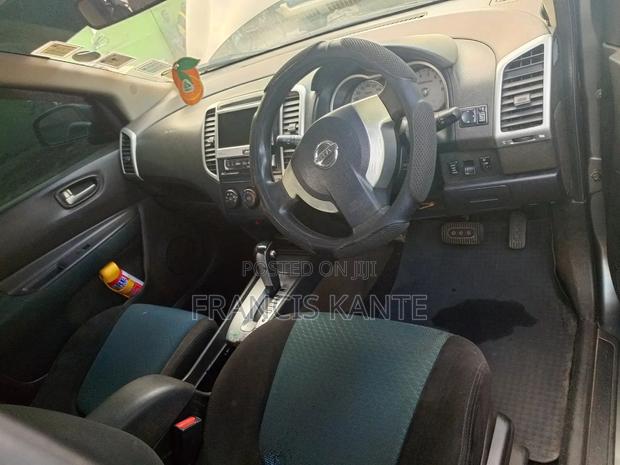 Nissan Wingroad 2010 Gray
