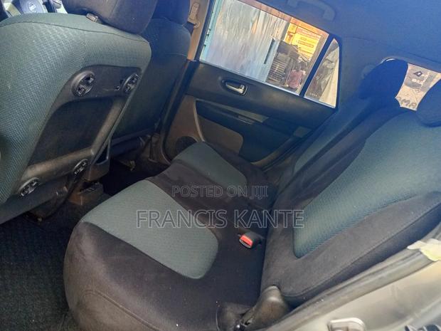 Nissan Wingroad 2010 Gray