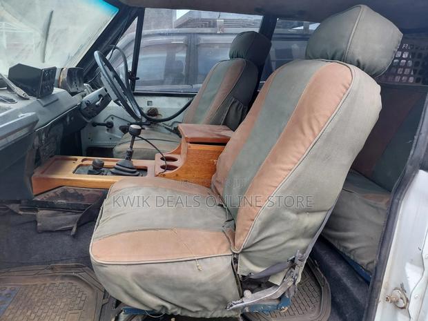 Land Rover Range Rover 1988 White