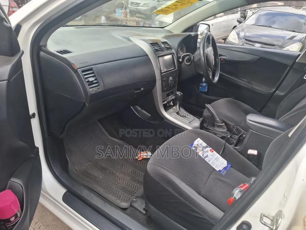 Toyota Corolla Fielder 1.5 Petrol FWD 2011