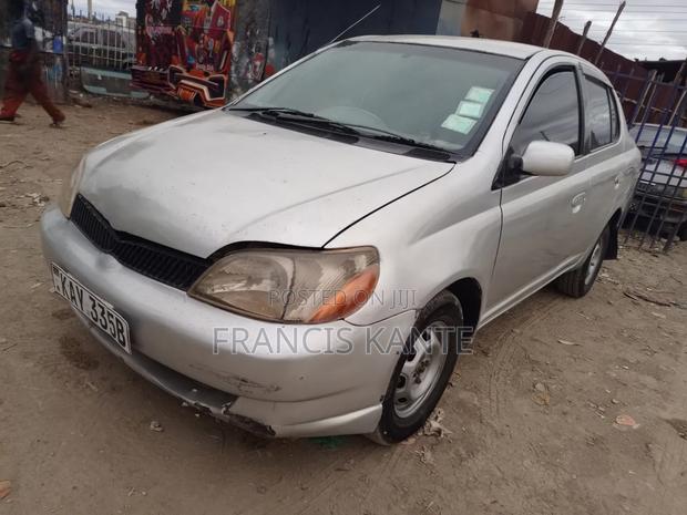 Toyota Platz 2005 Silver