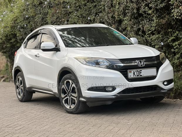 Honda Vezel 1.5 2WD 2014 White