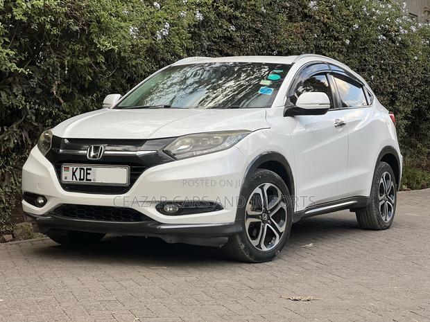 Honda Vezel 1.5 2WD 2014 White