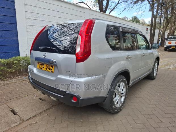 Nissan X-Trail 2.0 Petrol XE 2011 Silver