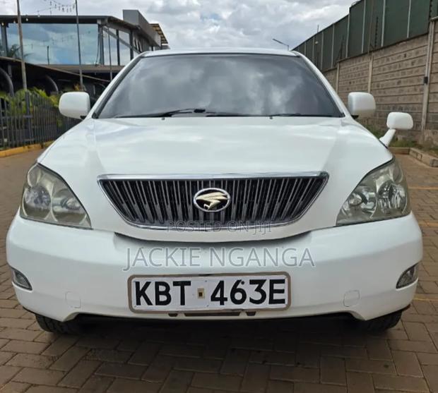 Toyota Harrier 2005 White