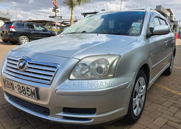 Toyota Avensis 2006 Silver