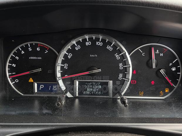 Mazda Familia 2019 Silver