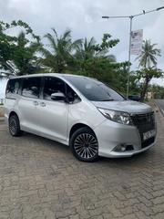 Toyota Esquire 2016 Silver for sale