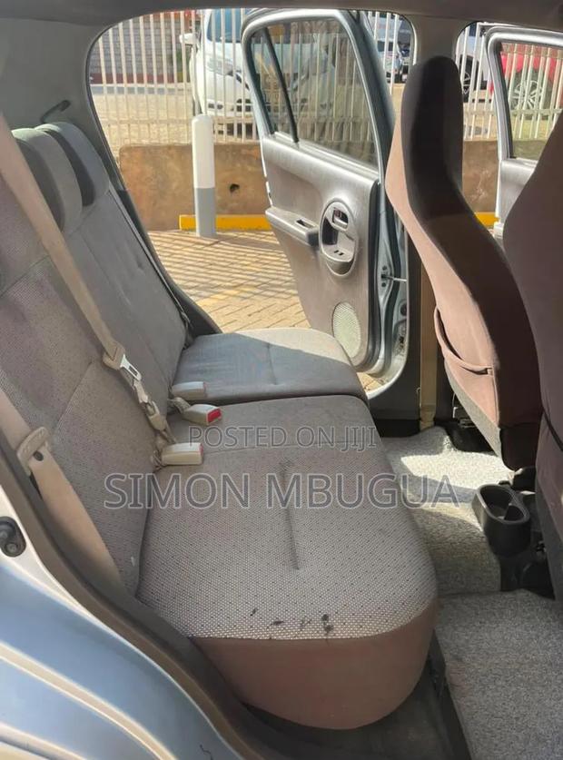 Toyota Passo 2016 Silver