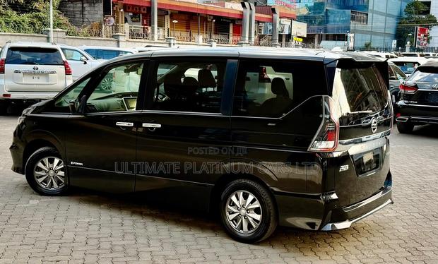Nissan Serena 2019 Black
