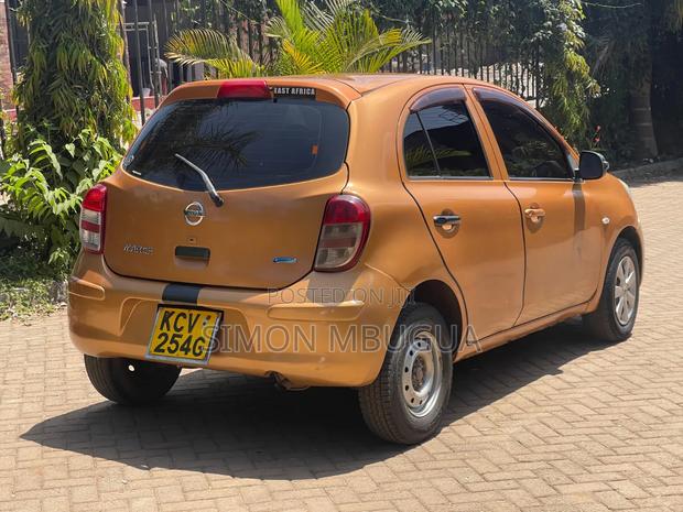 Nissan March 2009 Gold