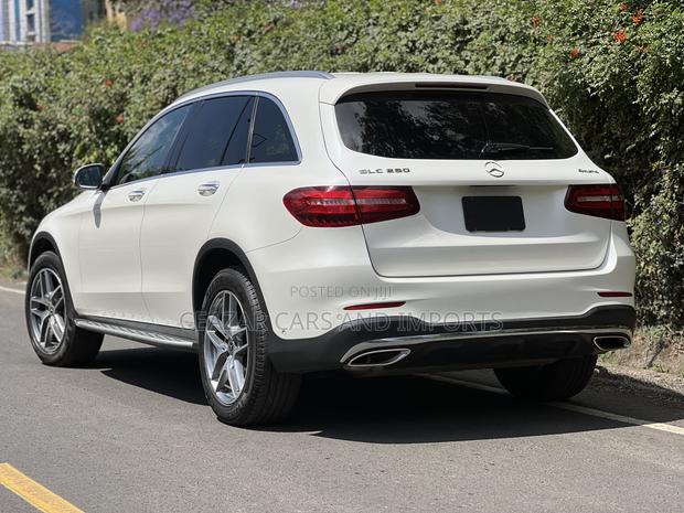 Mercedes-Benz GLC-Class 2019 White