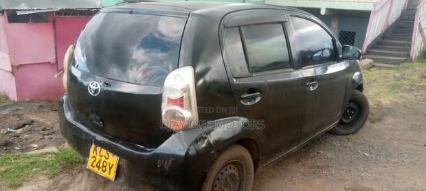 Toyota Passo 2011 Black