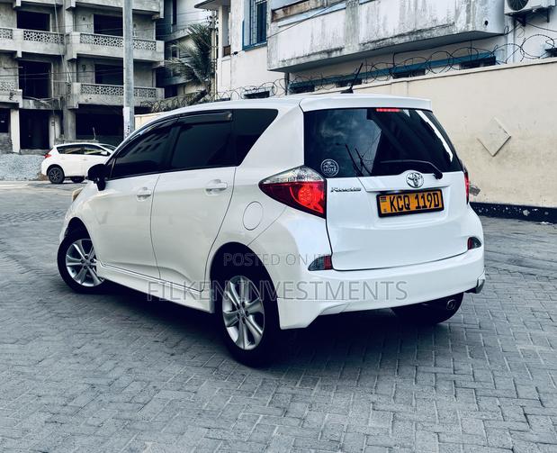 Toyota Ractis 1.5 FWD 2012 White