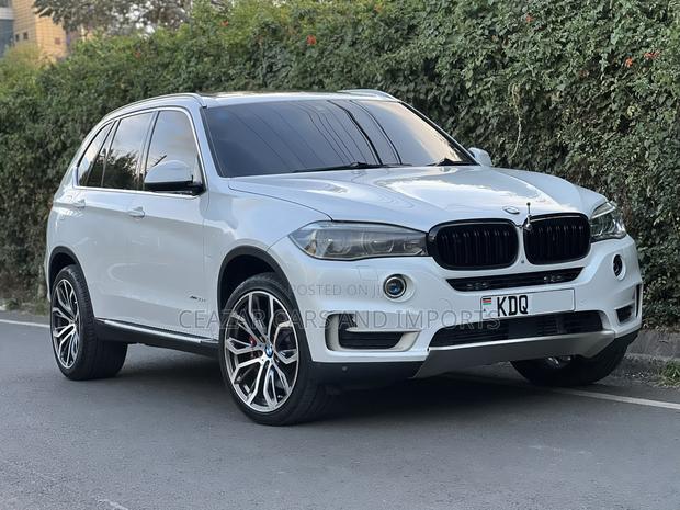 BMW X5 xDrive35d AWD (3.0L 6cyl 8A) 2016 White