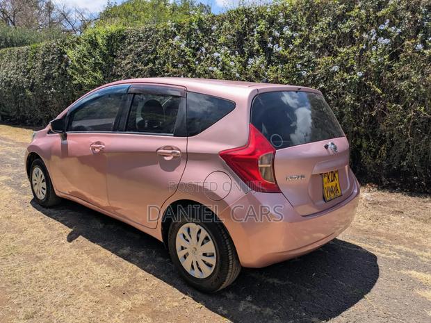 Nissan Note 2015 Pink