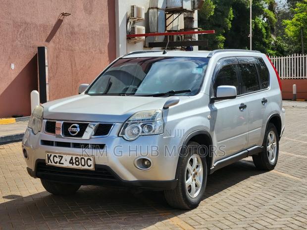 Nissan X-Trail 2.0 Petrol AWD 2013 Silver