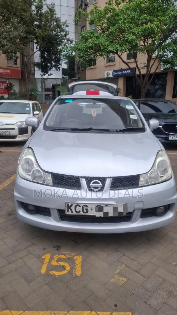 Nissan Wingroad 2009 Silver