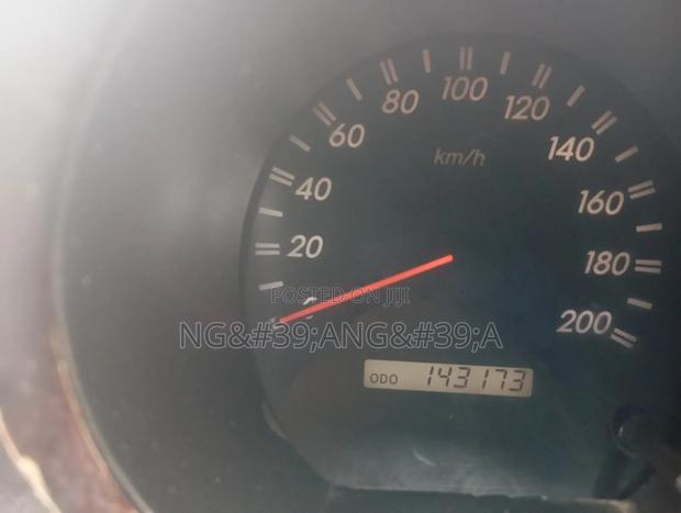 Toyota Hilux 2011 Beige