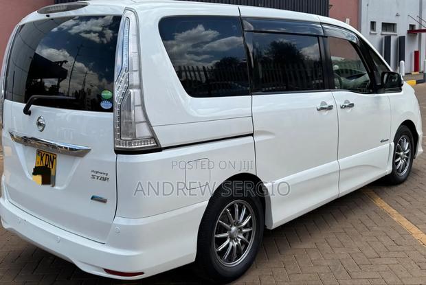 Nissan Serena 2016 White