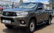 Toyota Hilux 2023 Gray for sale