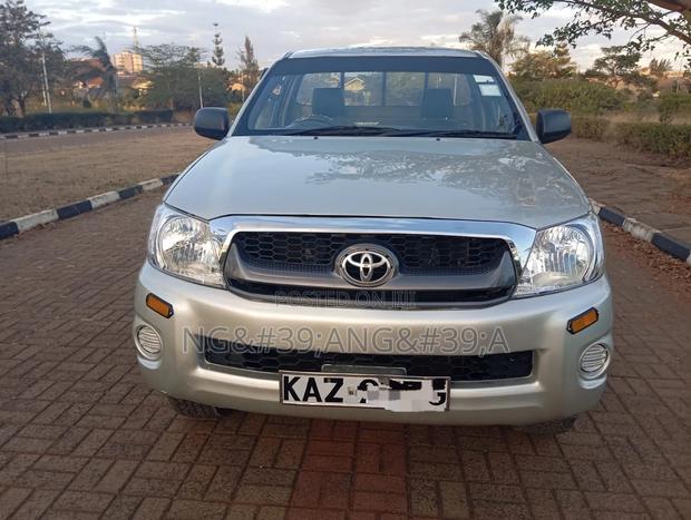 Toyota Hilux 2007 Beige