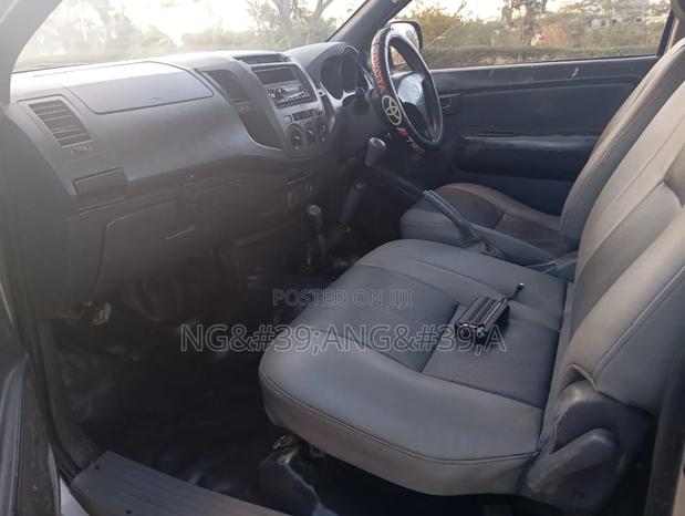 Toyota Hilux 2007 Beige